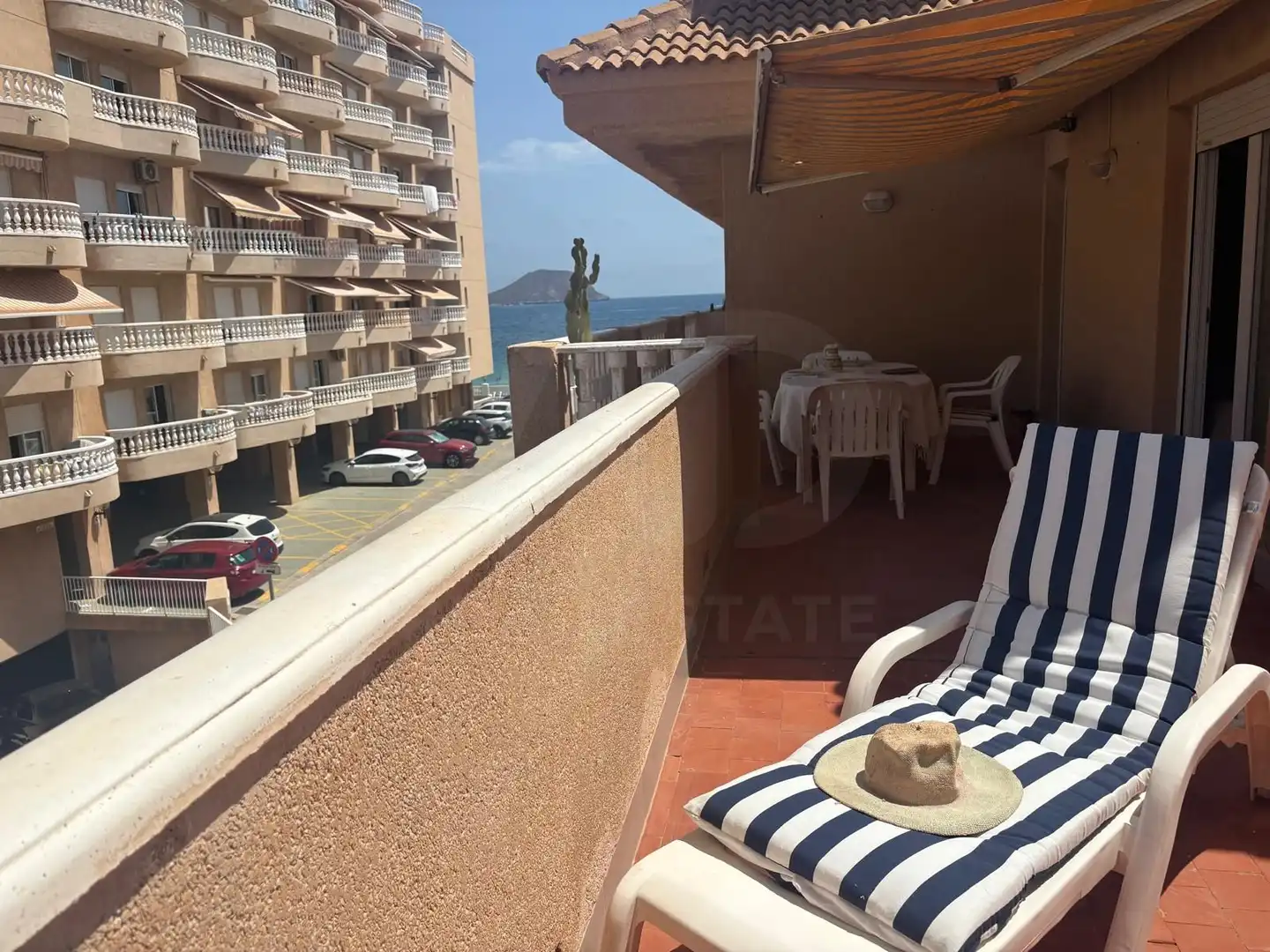 Terrassa de Dúplex en venda en La Manga del Mar Menor amb Terrassa i Piscina