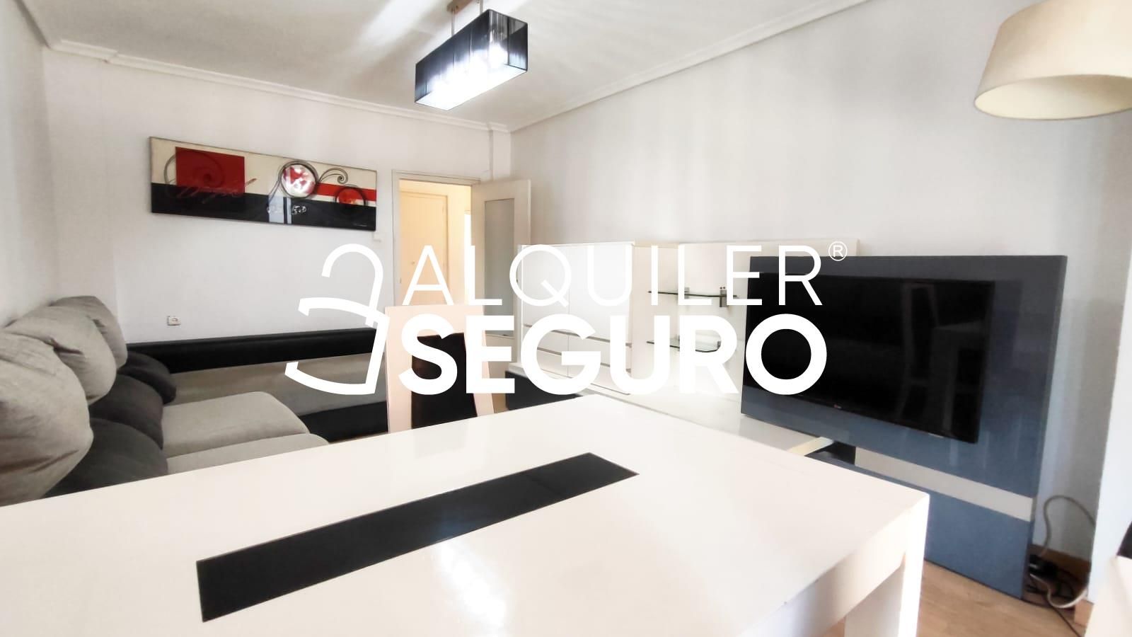 Living room of Flat to rent in  Valencia Capital  with Air Conditioner, Terrace and Furnished