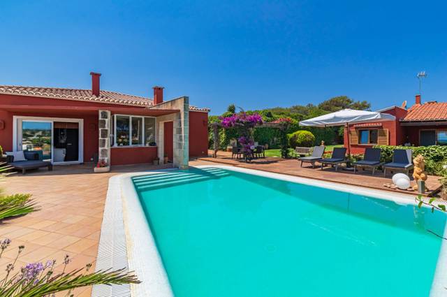 Casa-chalet en Venta en Biniancolla - Punta Prima