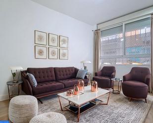 Living room of Apartment for sale in  Madrid Capital