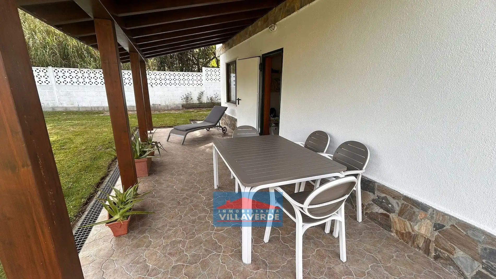 Terrasse von Haus oder Chalet zur Miete in Cangas  mit Möbliert