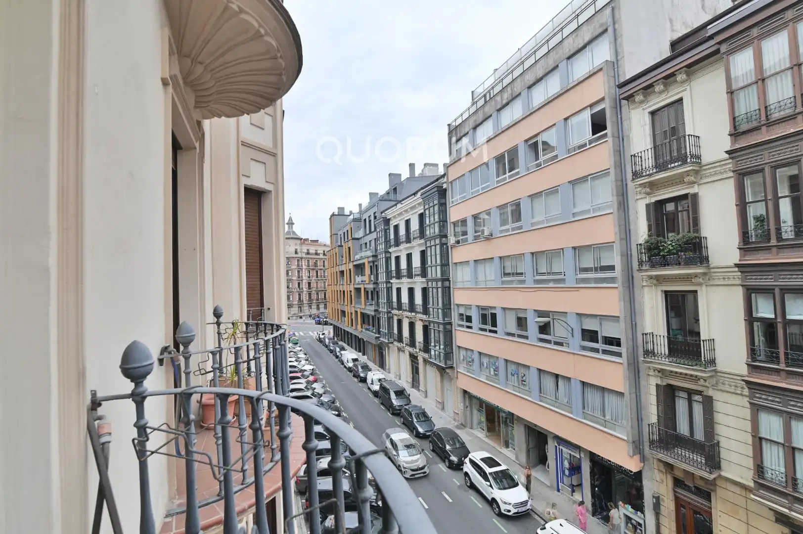 Vista exterior de Piso en venta en Bilbao  con Calefacción y Balcón