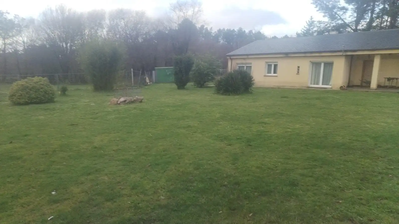 Finca rústica en venta en Lugo con Jardín privado y Amueblado