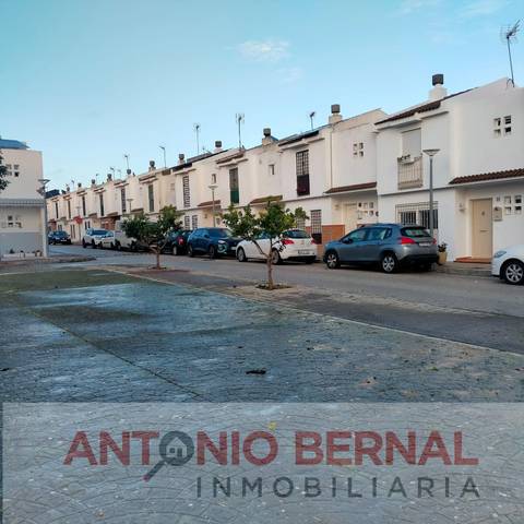 Casa adosada en Venta en El Rocío - La Milagrosa