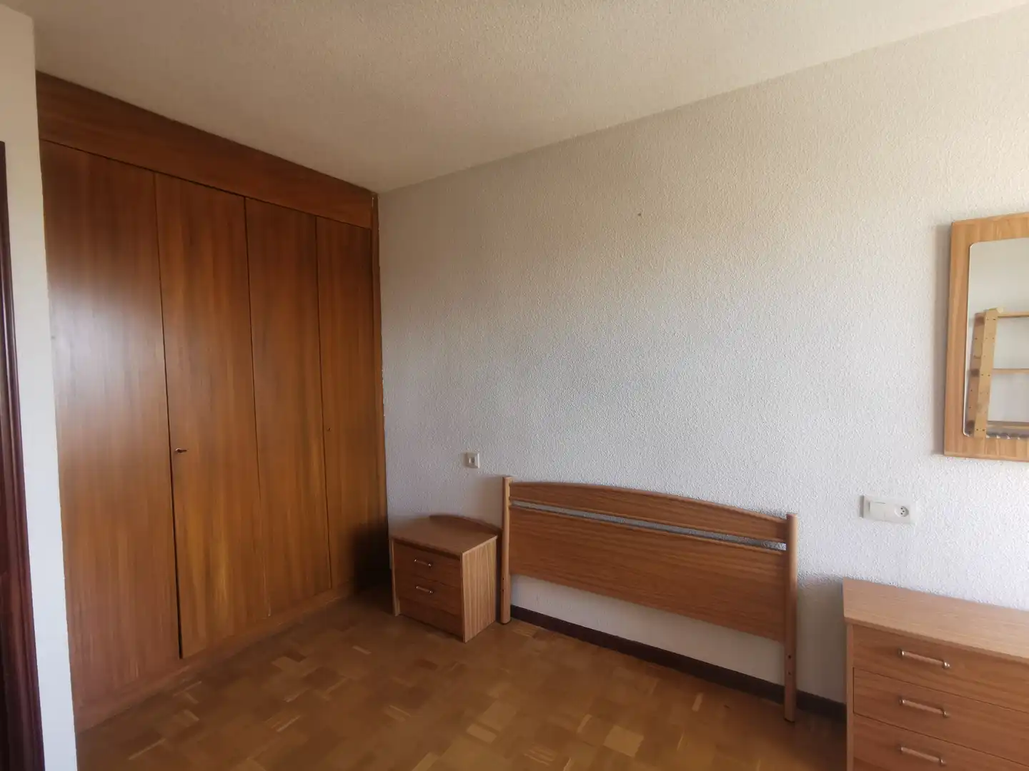 Schlafzimmer von Wohnung zum Verkauf in Salamanca mit Heizung und Parkett