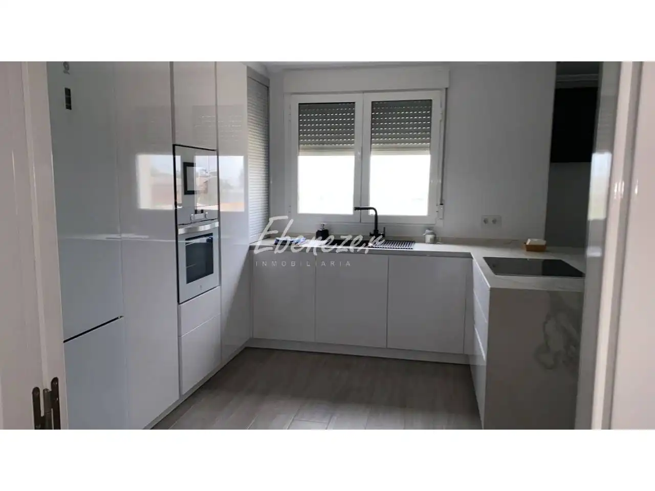 Küche von Wohnung zum Verkauf in La Unión mit Klimaanlage, Heizung und Privatgarten