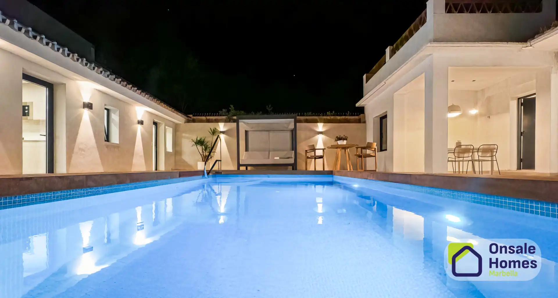 Piscina de Casa o chalet en venta en Marbella con Aire acondicionado, Jardín privado y Terraza