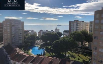 Vista exterior de Àtic en venda en Benidorm amb Aire condicionat i Terrassa