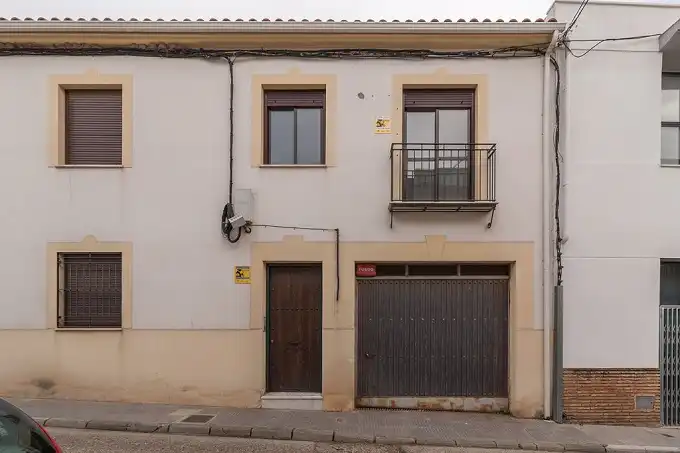 Exterior view of Garage for sale in Almodóvar del Río