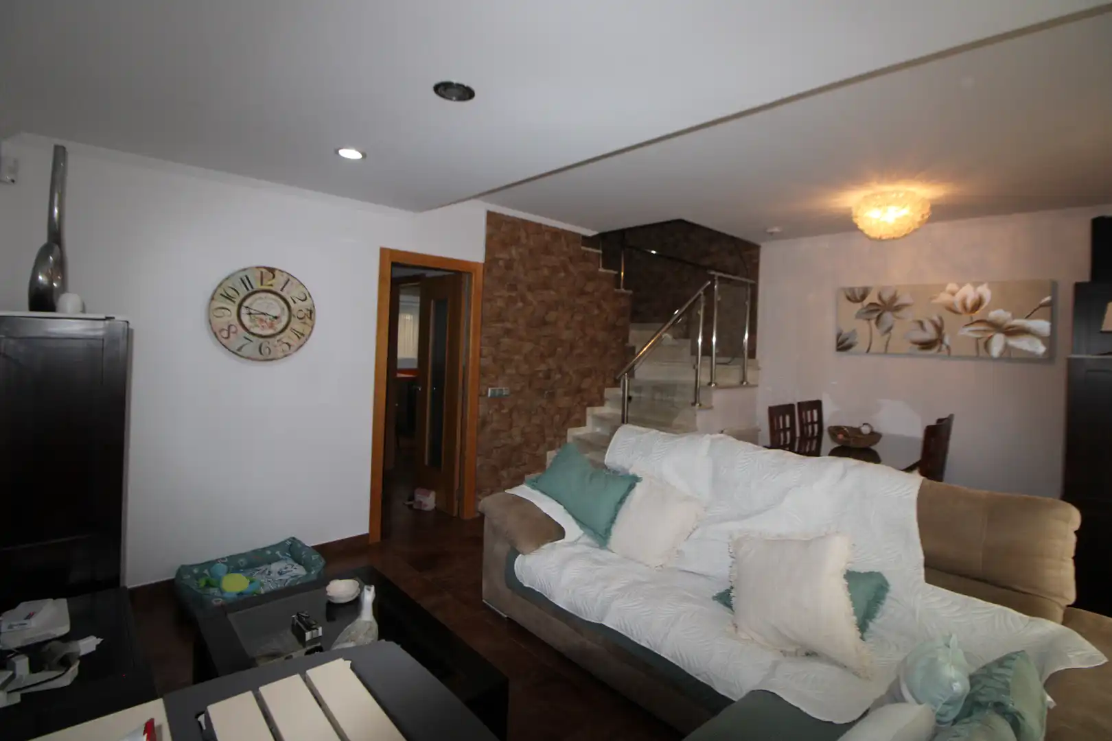 Sala d'estar de Casa adosada en venda en El Portil amb Calefacció, Terrassa i Forn