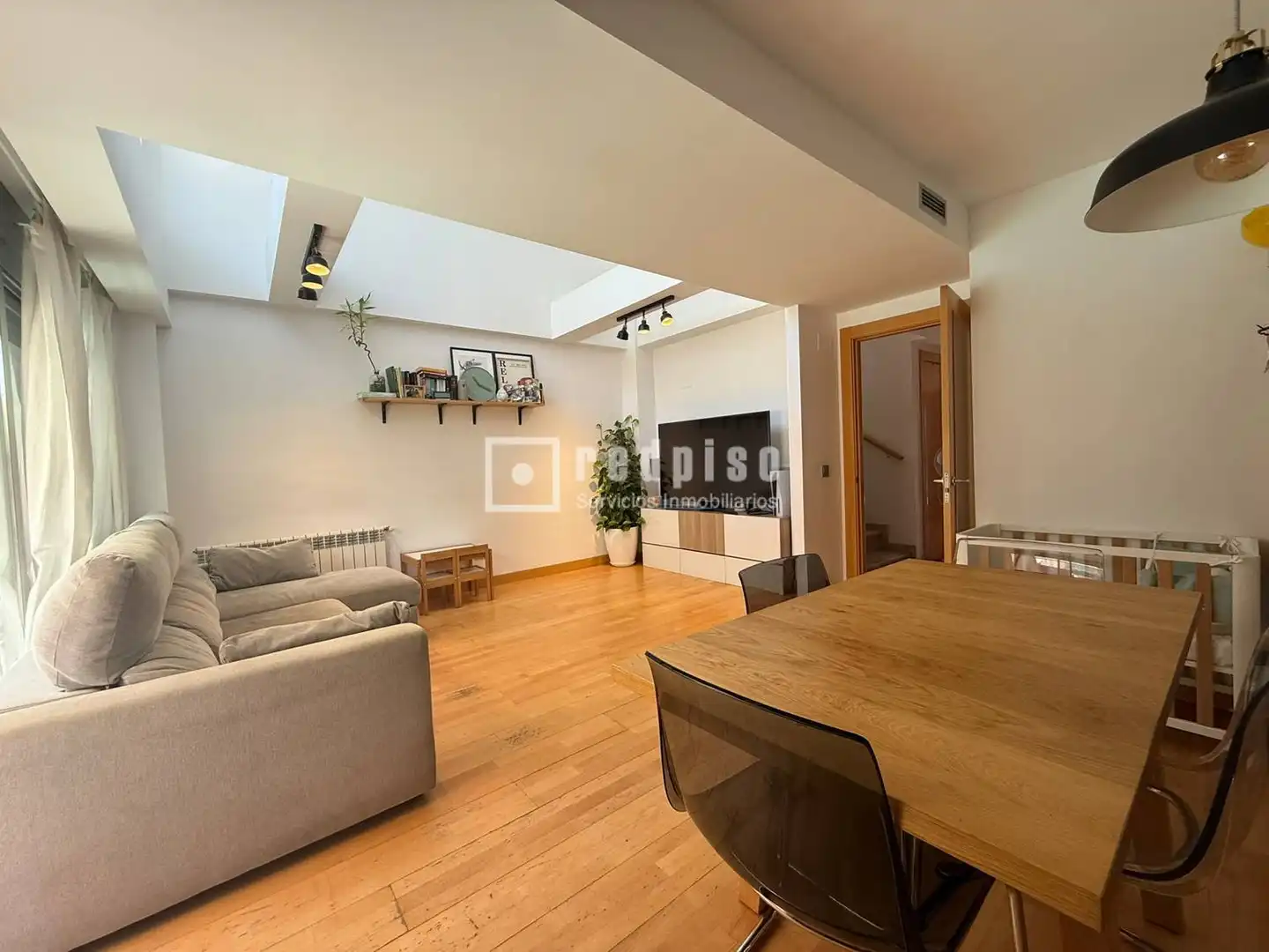 Living room of Houses for sale in Paracuellos de Jarama  with Air Conditioner, Heating and Private garden