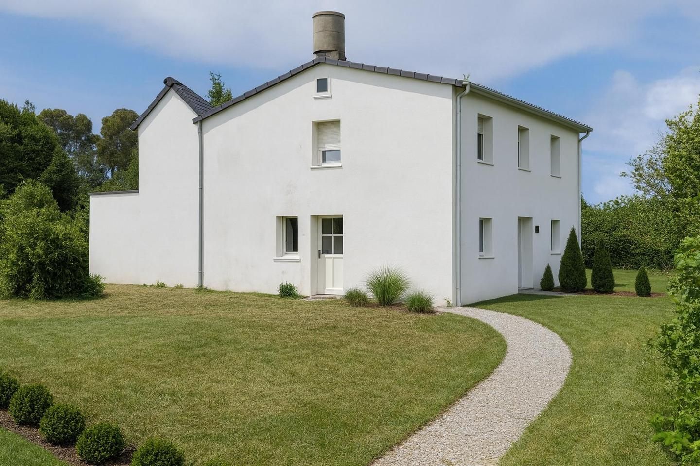 Vista exterior de Casa o xalet en venda en Oleiros amb Jardí privat i Terrassa