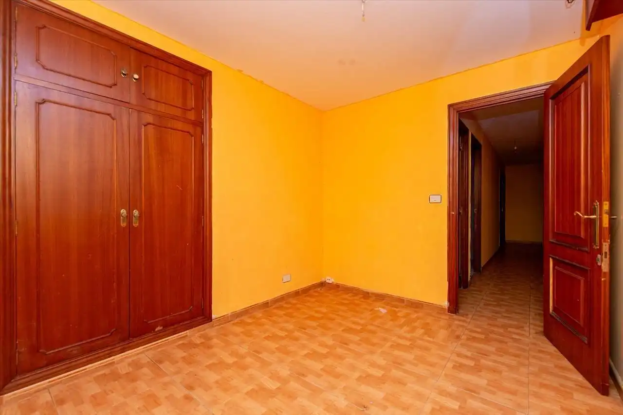 Flat for sale in Calle VICENTE ALEIXANDRE, 10, Los Castros - Castrillón