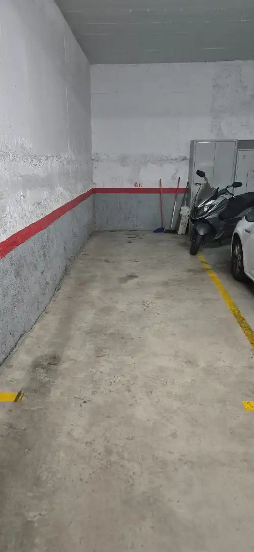 Aparcament de Garatge de lloguer en Esplugues de Llobregat