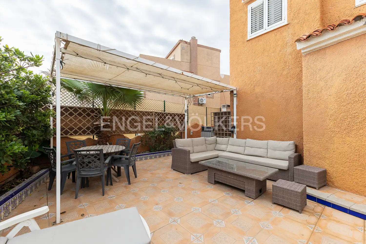 Terrassa de Casa o xalet en venda en Sueca amb Calefacció, Terrassa i Moblat