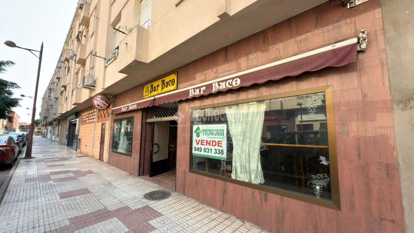 Local en venta en Bulevar - Plaza Castilla