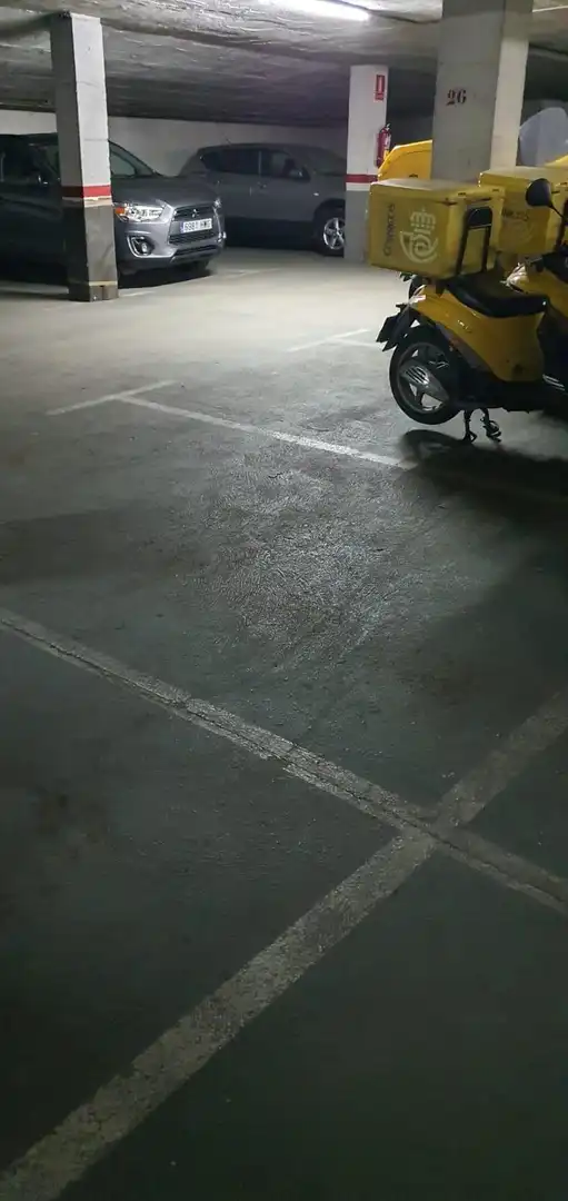 Parking for sale in El Poble Sec, imagen 4