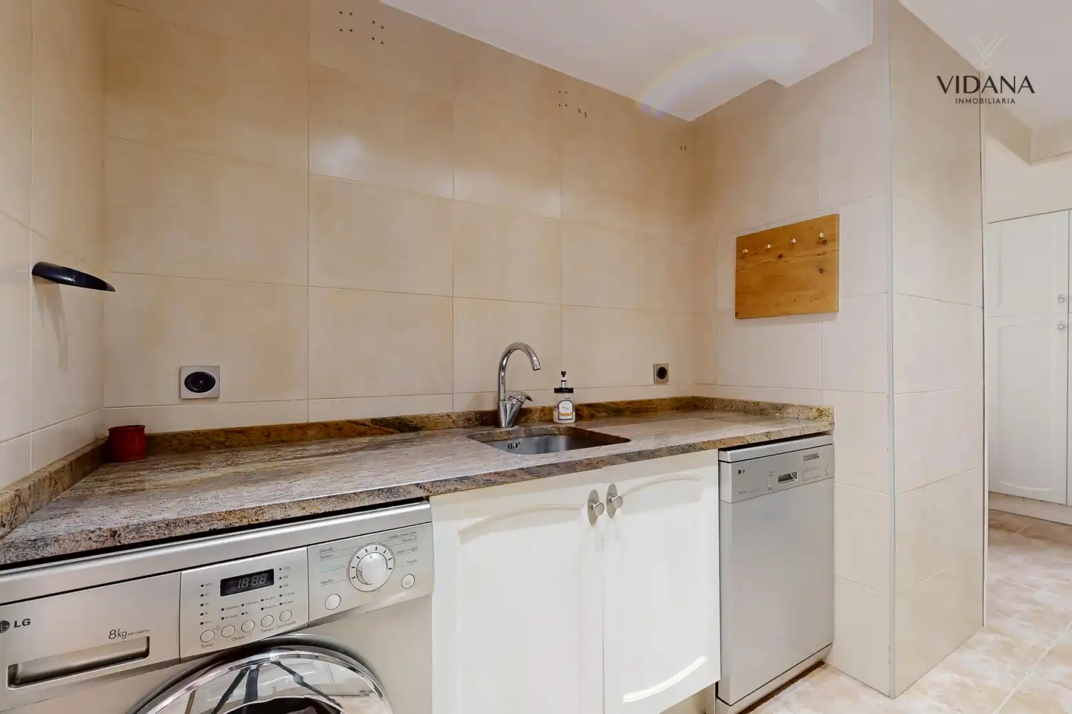 Piso en venta en PLAZA DE LOS FUEROS, Barañáin / Barañain