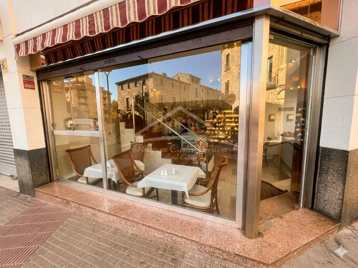 Business premises for sale in Vila de Palafrugell, imagen 2