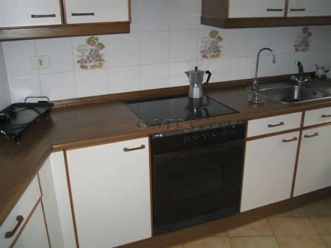 Kitchen of Flat for rent in Vigo   with Heating and Furnished