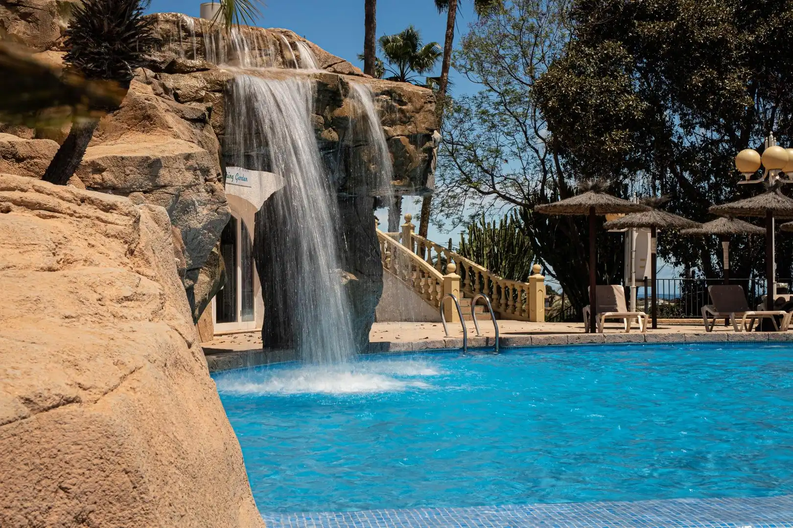 Maison mitoyenne avec piscine à vendre à Cometa