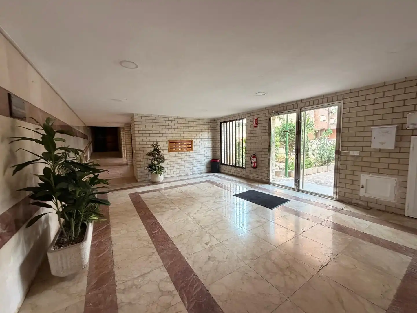 Flat for sale in Cartagena  with Air Conditioner and Furnished