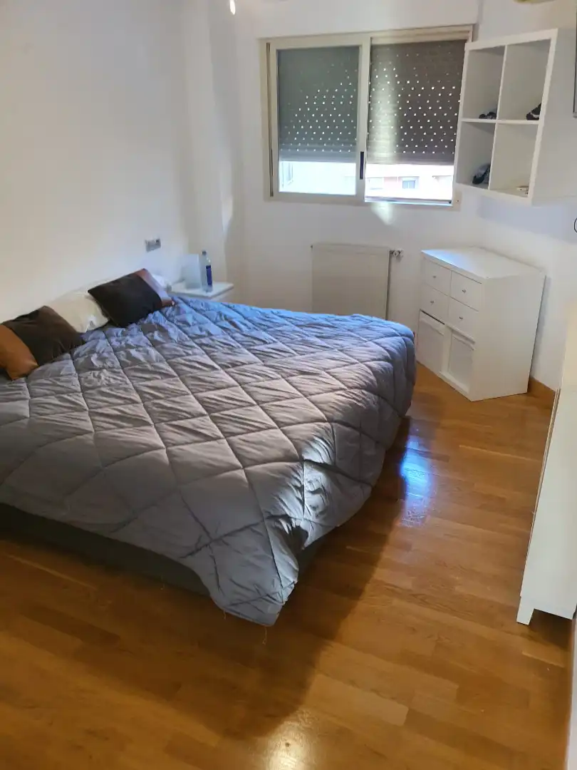 Schlafzimmer von Wohnung zur Miete in Alicante / Alacant mit Klimaanlage, Parkett und Möbliert