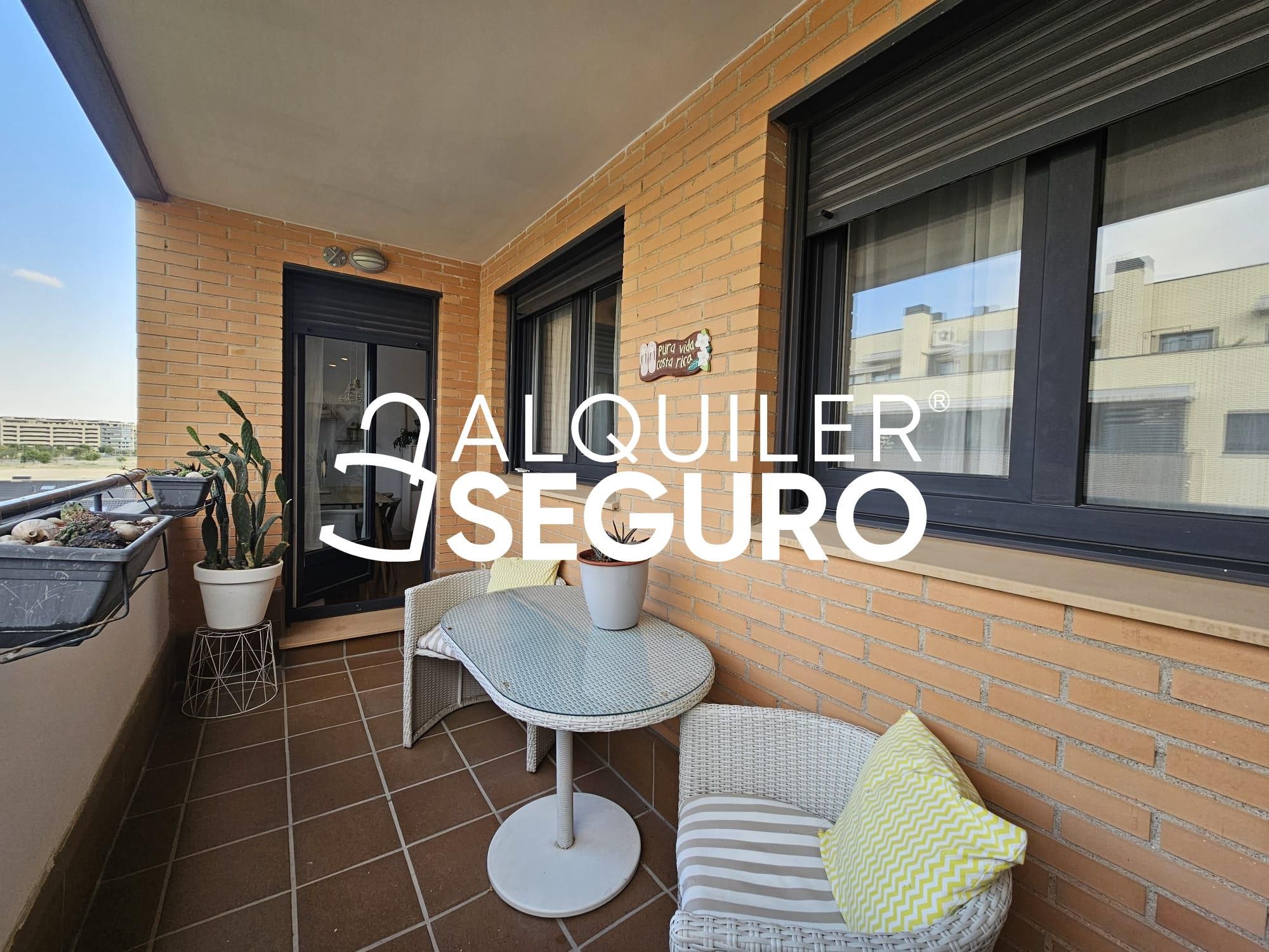 Exterior view of Flat to rent in Rivas-Vaciamadrid  with Air Conditioner, Heating and Terrace