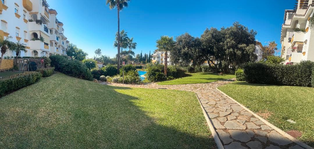 Jardí de Planta baixa en venda en Marbella amb Aire condicionat, Jardí privat i Terrassa