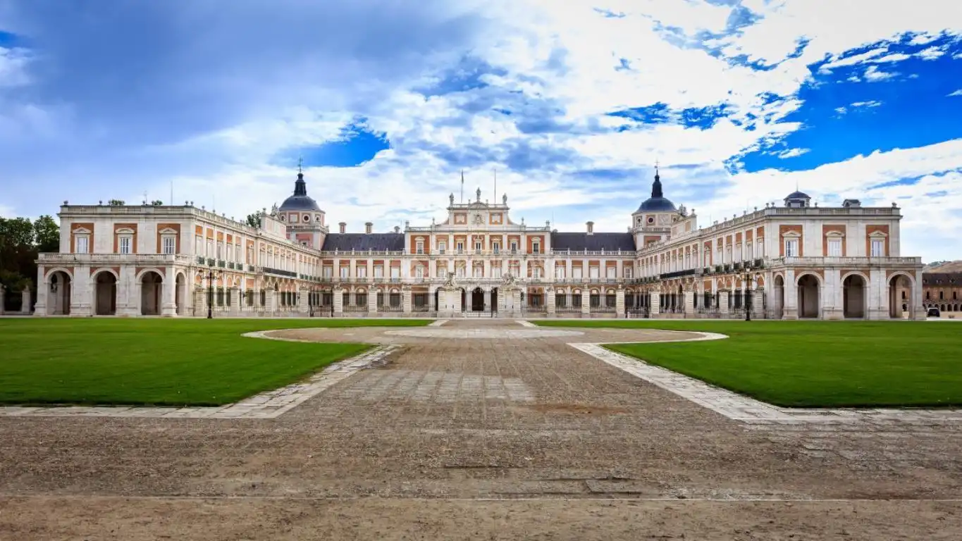 Exterior view of Detached homes for sale in Aranjuez  with Private garden, Terrace and Balcony