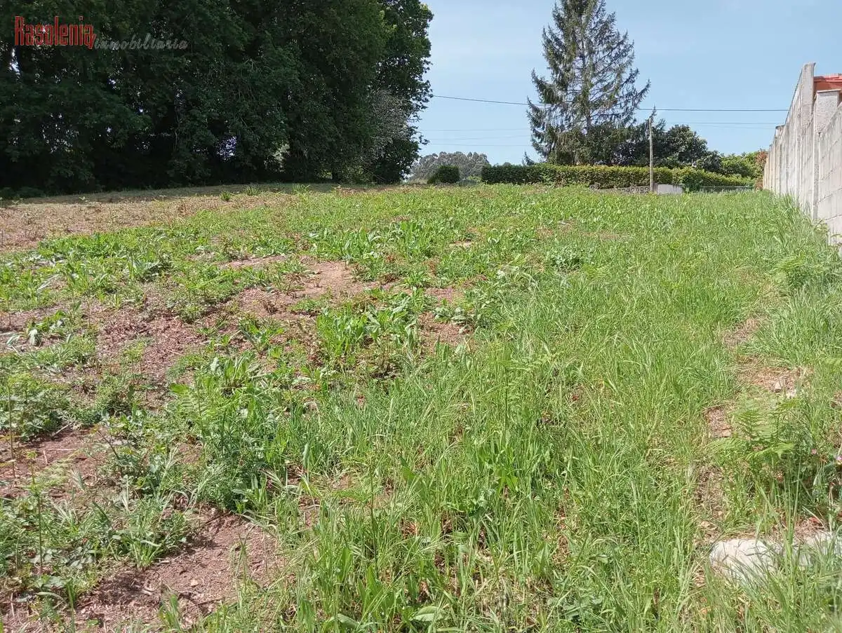 Residencial en venta en Oleiros