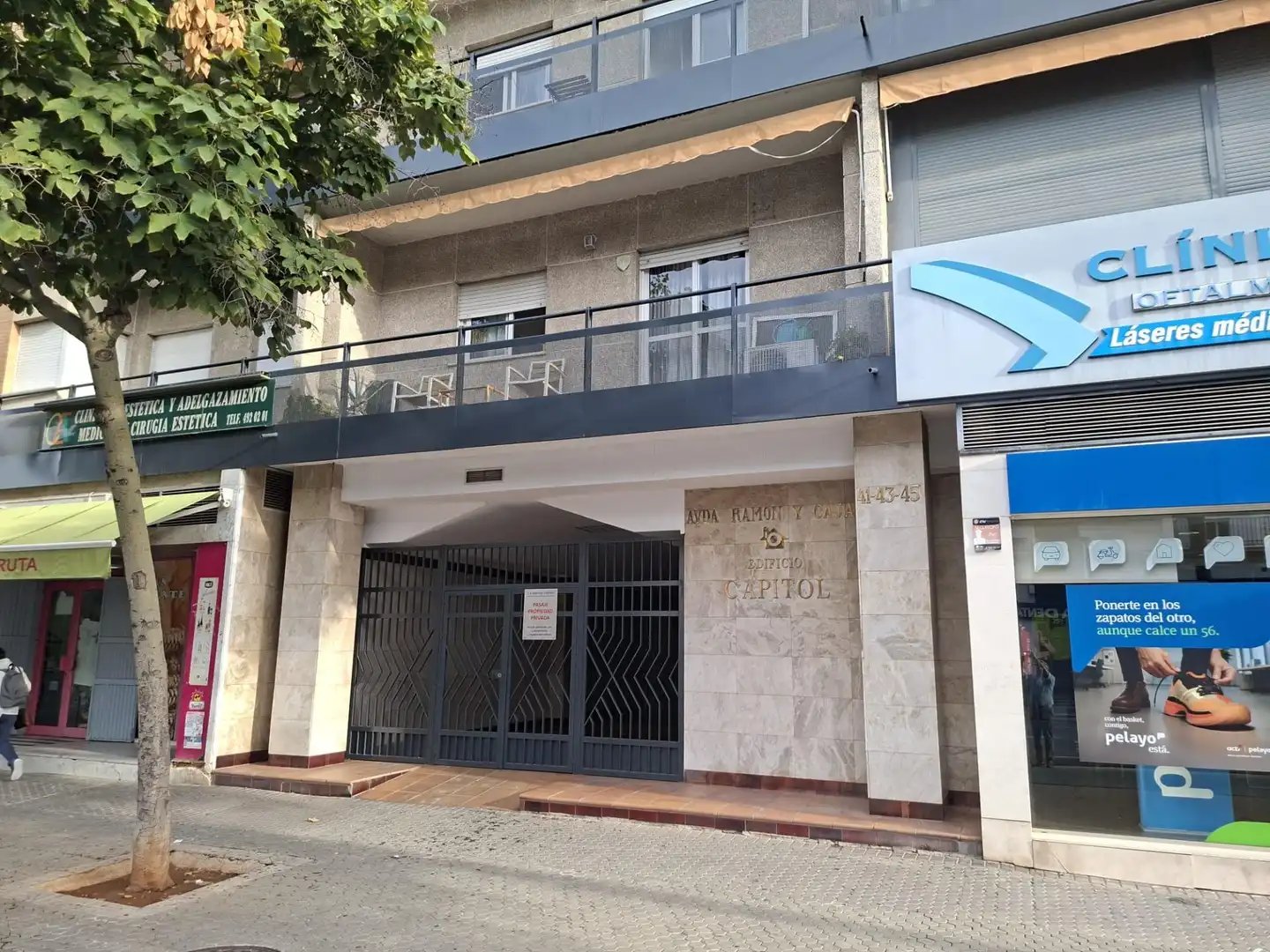 Vista exterior de Local en venta en Sevilla con Aire acondicionado