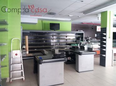 Local comercial de lloguer a Paseo Conde Sepulveda