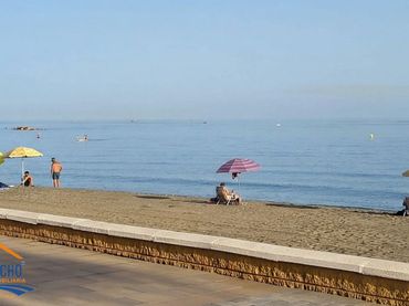 Appartamento con ascensore in affitto a Avenida de Málaga