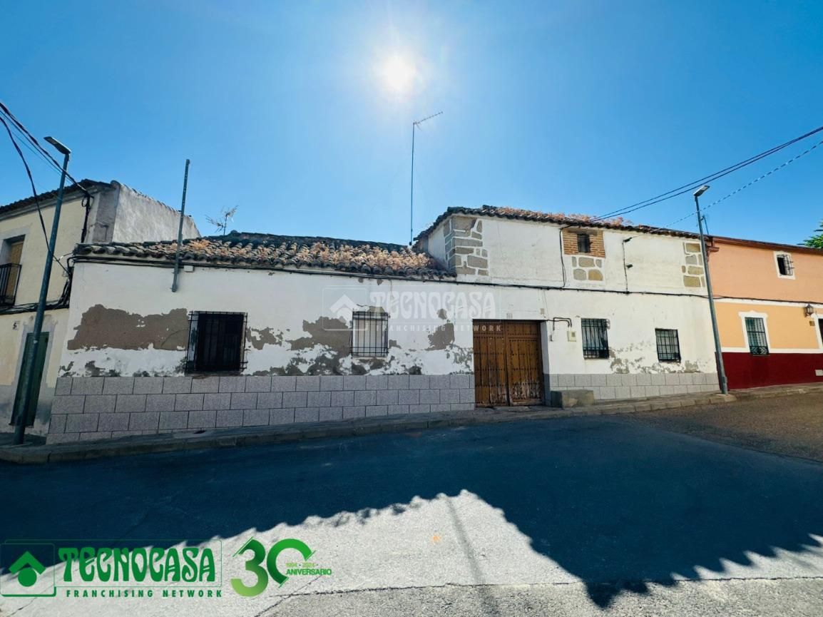 Exterior view of House or chalet for sale in Mazarambroz
