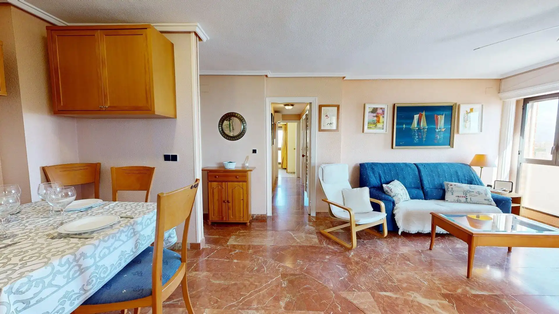 Sala d'estar de Apartament de lloguer en Elche / Elx amb Aire condicionat, Calefacció i Jardí privat