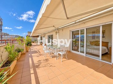 Flat with balcony for sale in Calle Juan Carlos I