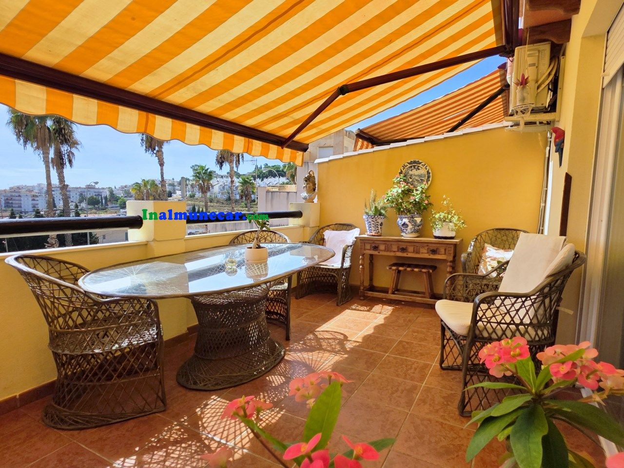 Terrassa de Casa adosada en venda en Almuñécar amb Terrassa, Traster i Piscina