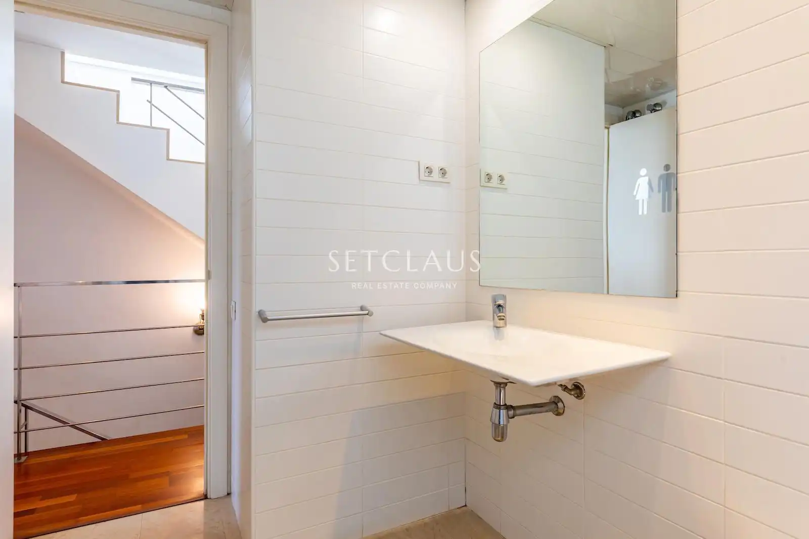 Habitación de Casa adosada en venta en Premià de Mar con Aire acondicionado, Calefacción y Jardín privado