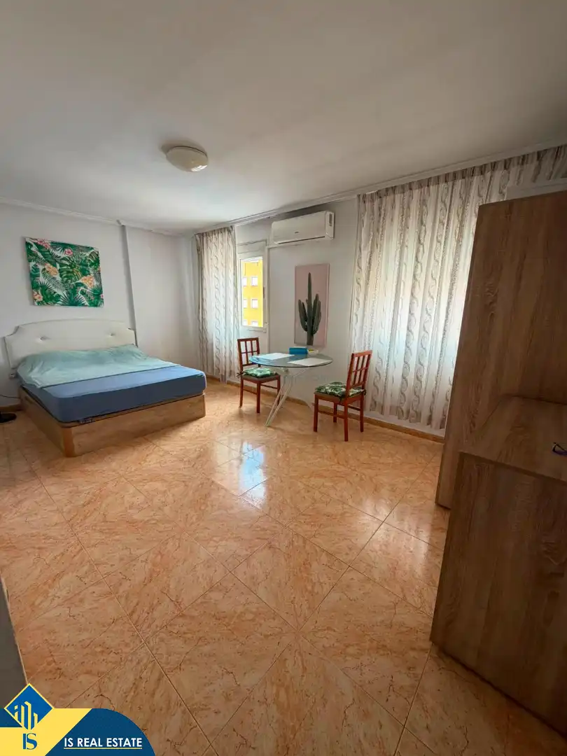 Studio with pool for sale in Centro, imagen 3