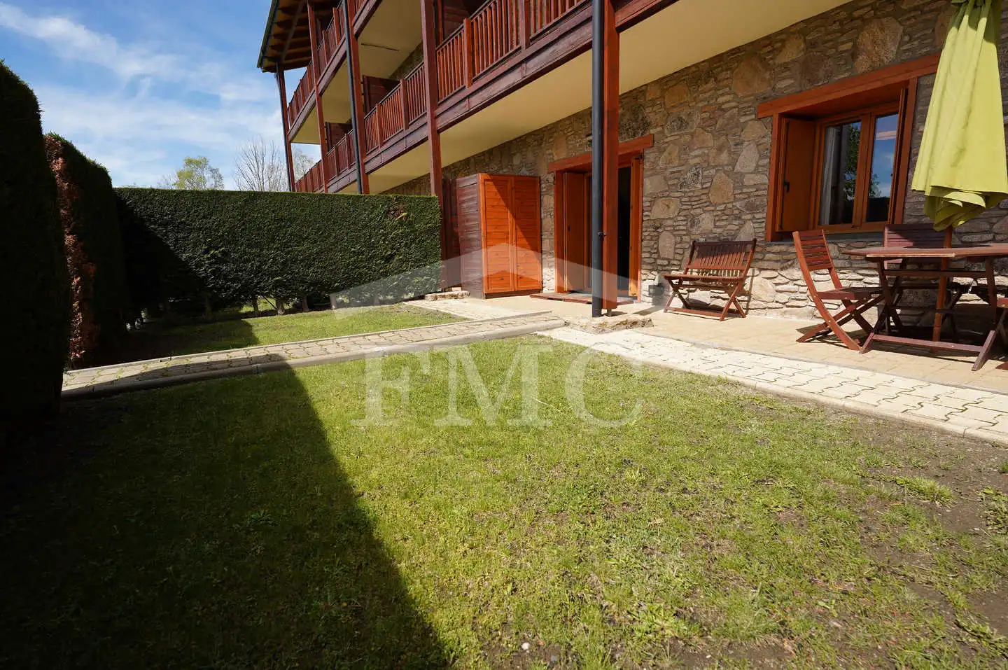 Garten von Erdgeschoss zum Verkauf in Font-Romeu-Odeillo-Via mit Heizung, Privatgarten und Parkett