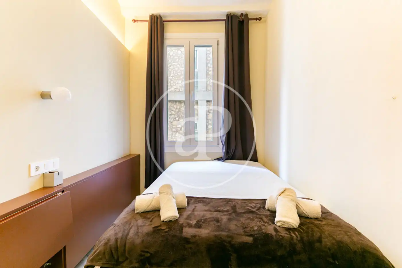 Habitación de Piso en venta en Barcelona con Calefacción, Amueblado y Balcón