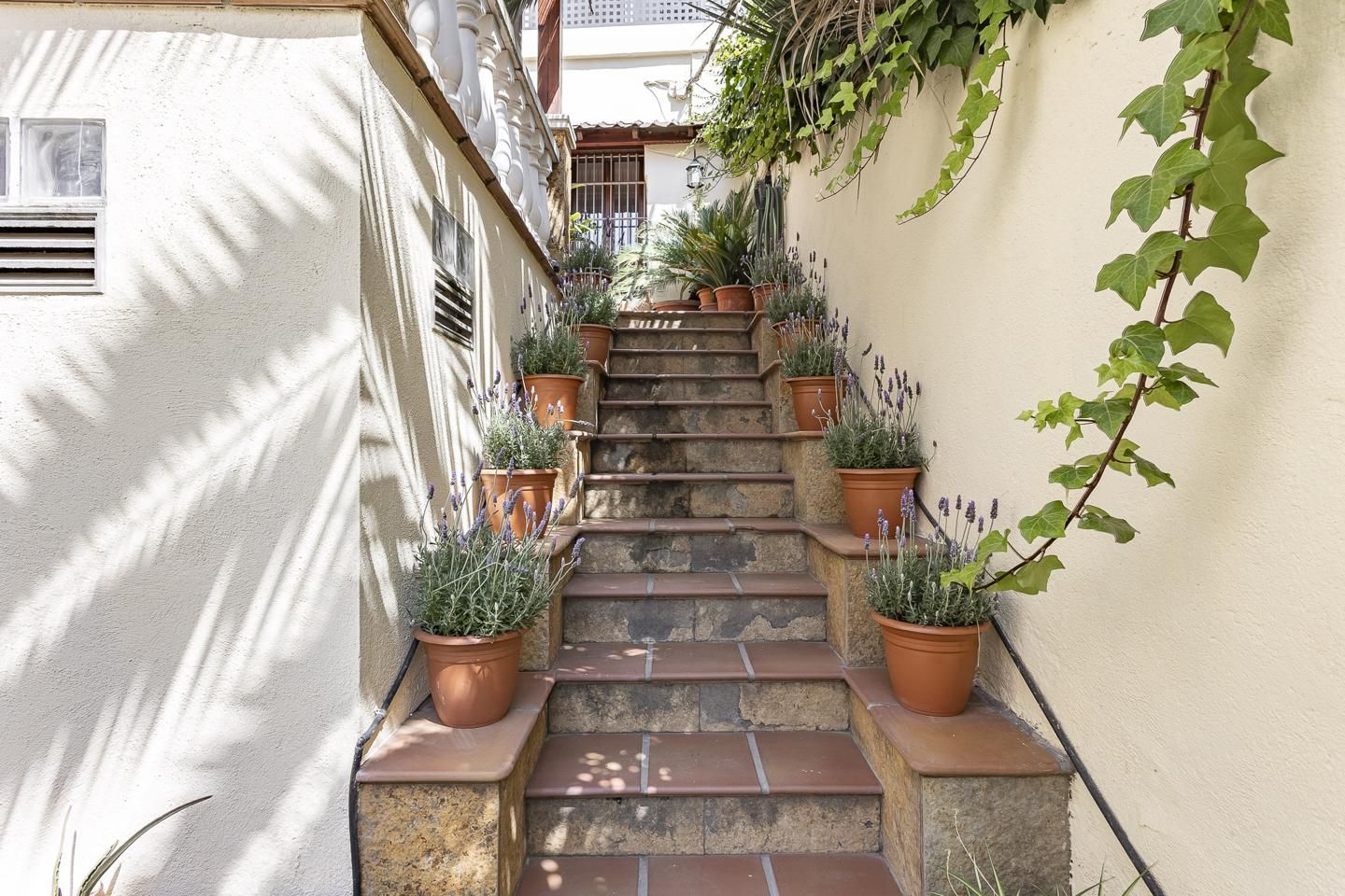 Terrassa de Casa o xalet en venda en  Barcelona Capital amb Aire condicionat, Calefacció i Jardí privat