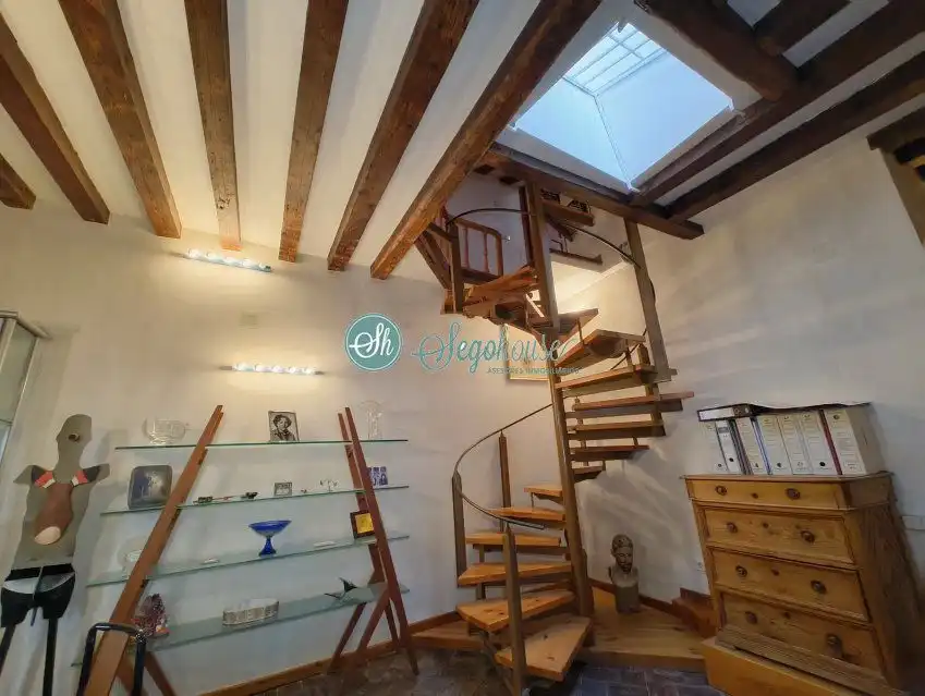 Flat for sale in Segovia  with Heating