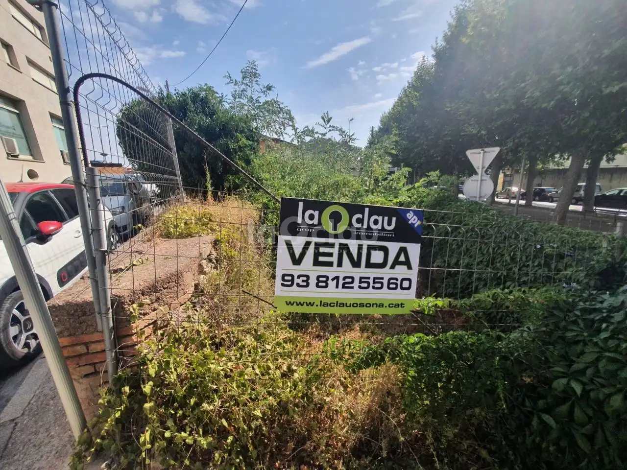Land for sale in Tona