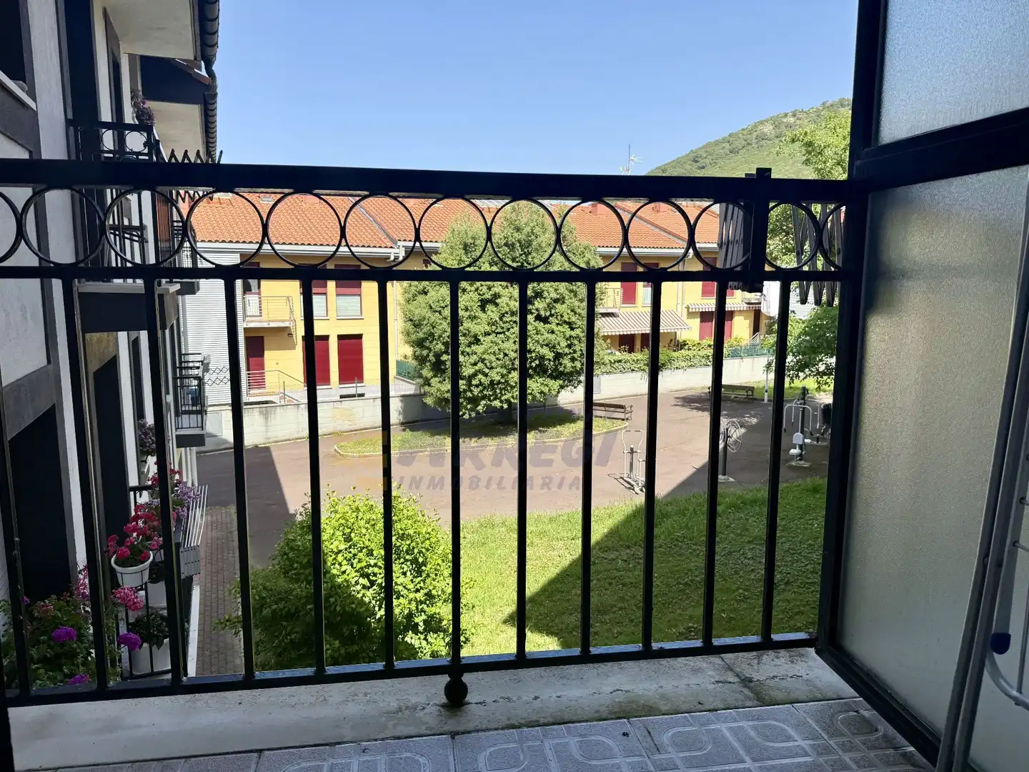 Terrasse von Wohnung zum Verkauf in Deba mit Heizung, Abstellraum und Möbliert