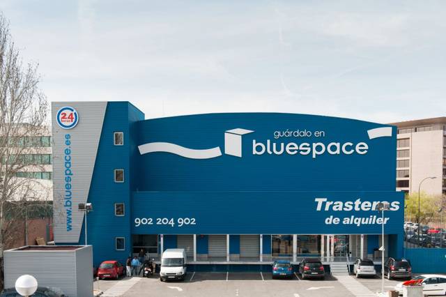 Trastero en Alquiler en Calle Trespaderne, 25 en Aeropuerto