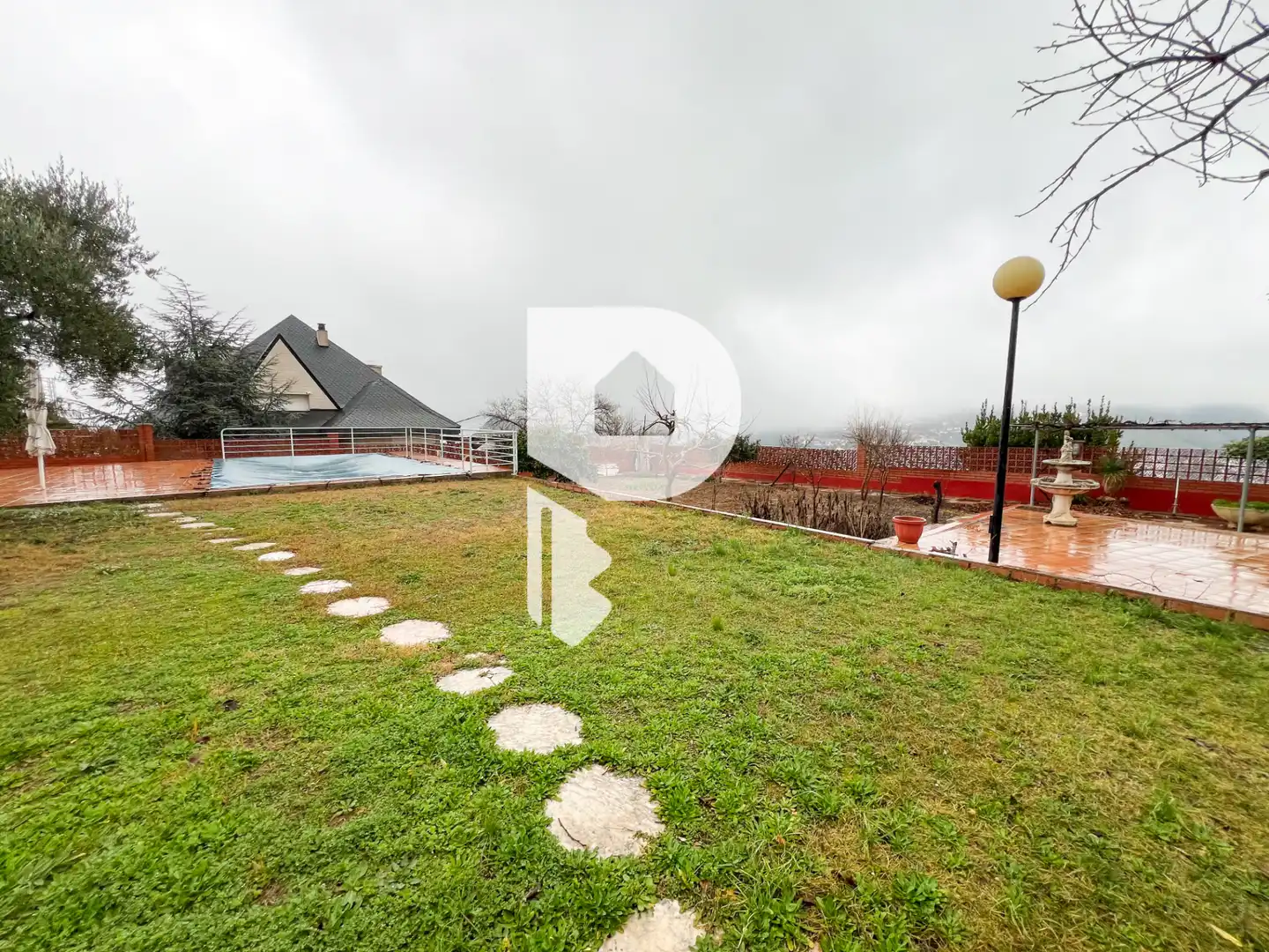Casa o xalet en venda en Vallirana amb Aire condicionat, Calefacció i Jardí privat