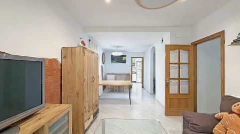 Foto 2 de Casa adosada en venda a Gràcia, Sabadell