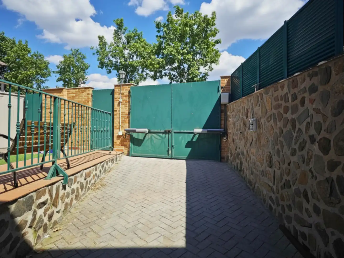 Habitatge amb jardí en venda a Calle de Lominchar, imagen 49